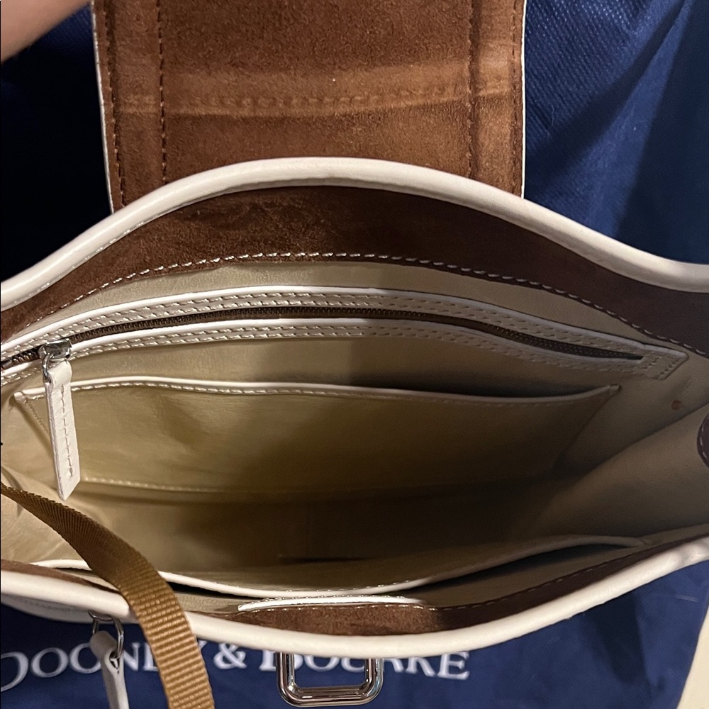 Dooney & Bourke white Crossbody Bag - Picture 5 of 13